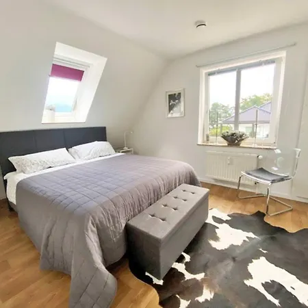 7 Διαμέρισμα *